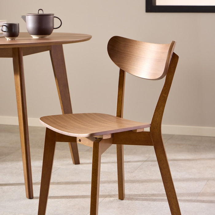 Roxby 4 Seater Round Dining Table in Walnut 105x76cm