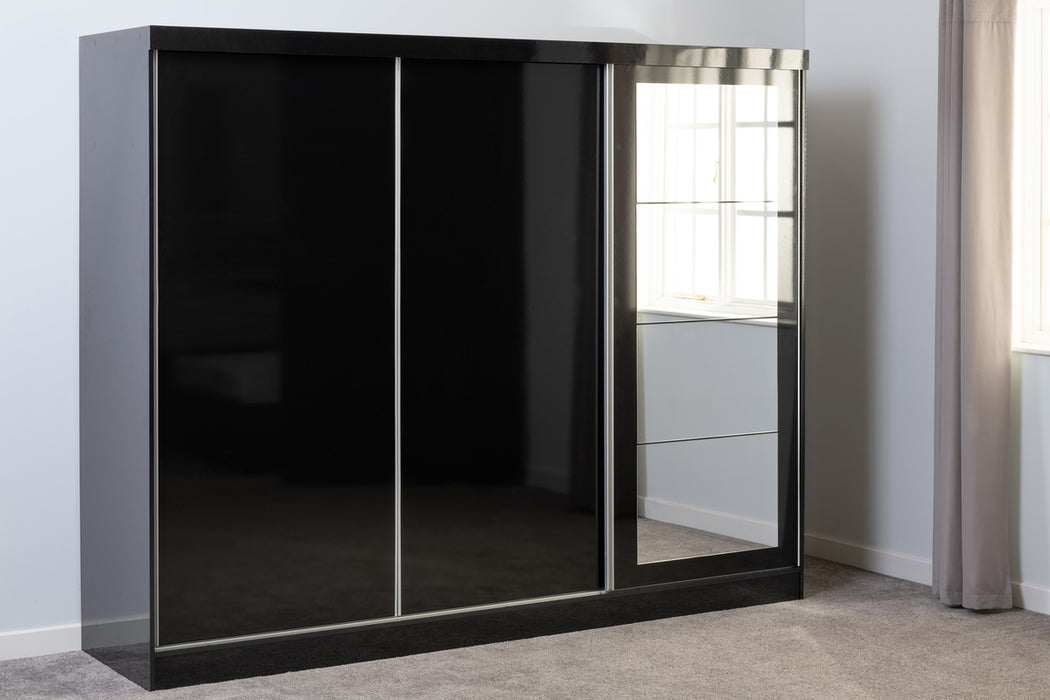Nevada 3 Door Sliding Wardrobe - Black Gloss