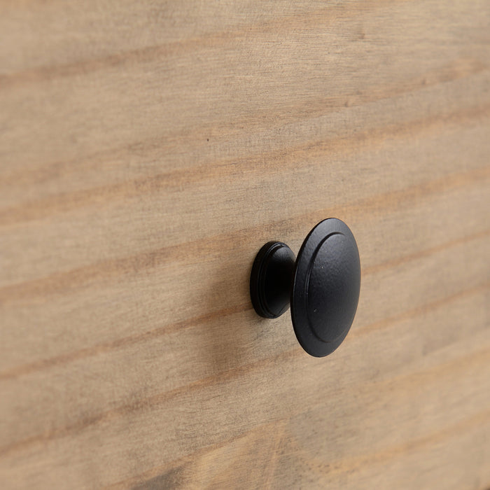 Panama 2 Door 2 Drawer Sideboard – Natural Wax Close up handle