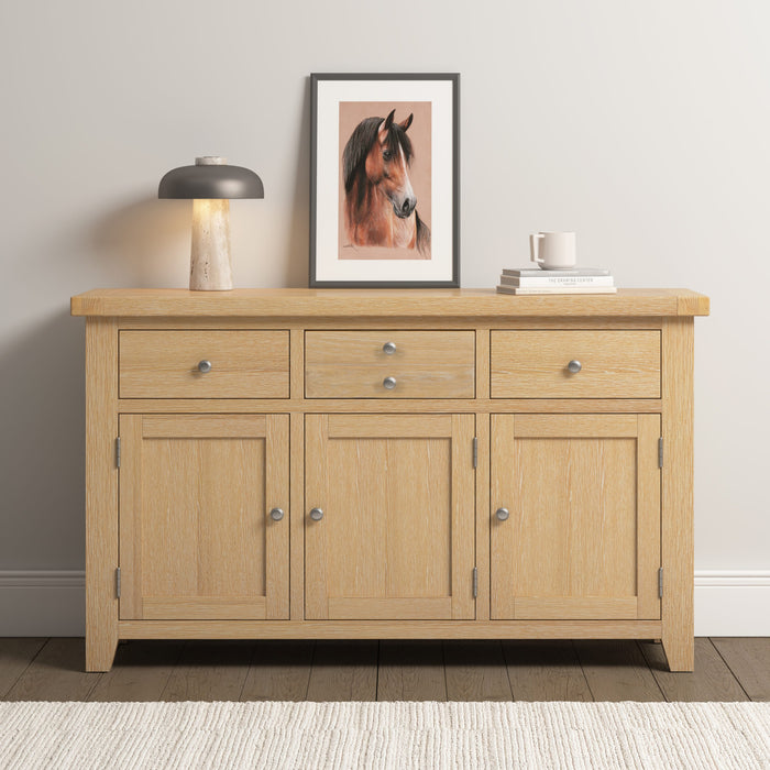 Windsor 3 Door 3 Drawer Sideboard – Natural Oak