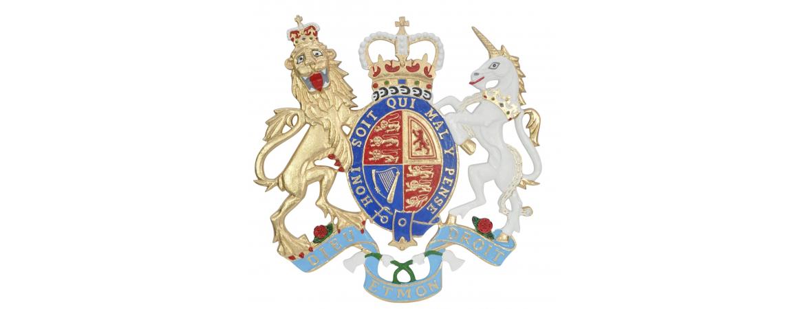 Dieu Et Mon Droit Plaque (Medium)-Cheshire Furniture Outlet