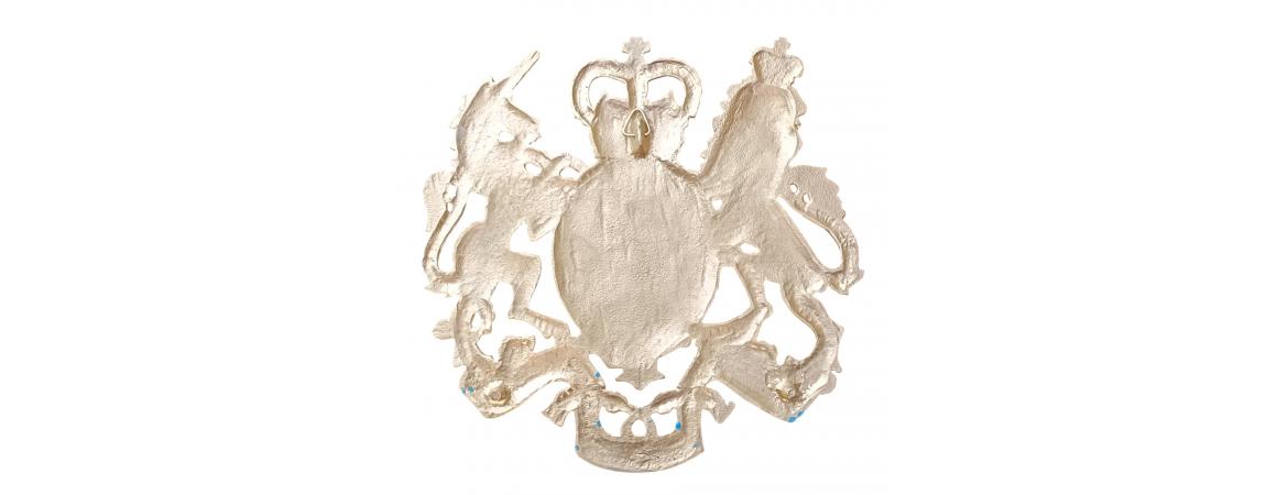 Dieu Et Mon Droit Plaque (Large)-Cheshire Furniture Outlet