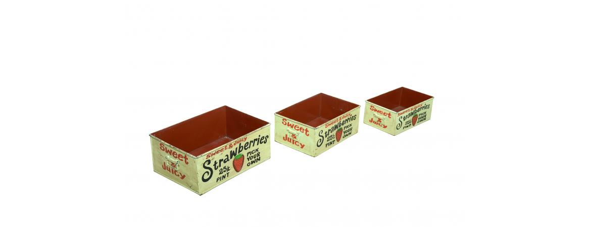 Set of 3 Metal Strawberry Trays-Cheshire Furniture Outlet