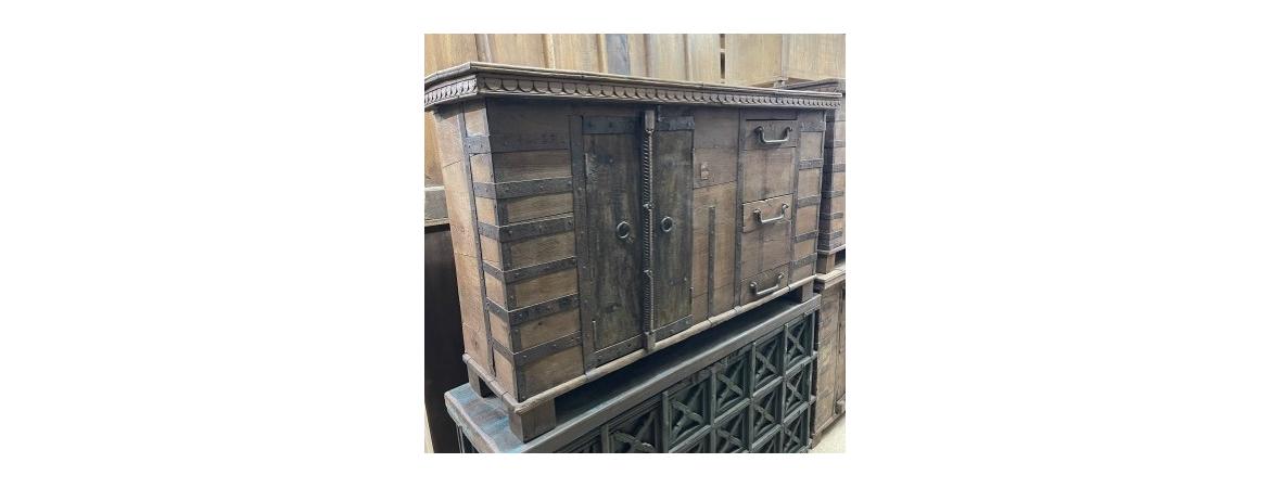 Console Chest-Cheshire Furniture Outlet