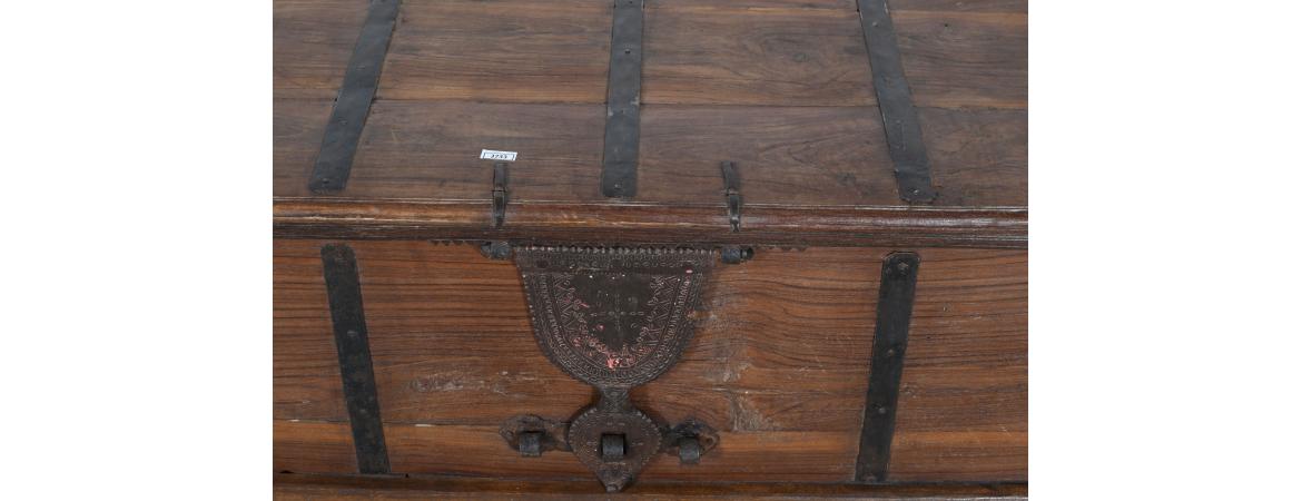 Antique Trunk with Lift Top-Cheshire Furniture Outlet